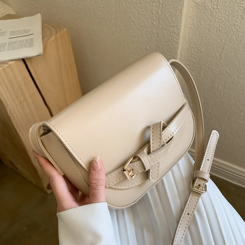 

2021 New Summer Casual Trend Small Ins Shoulder Crossbody Handbag Fashion Texture Saddle Women Bag