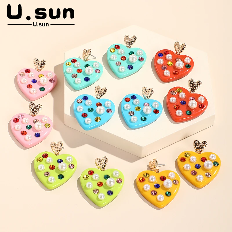 

Resin Heart Rhinestone Pearl Stud Earrings For Women Cute Fashion Piercing Jewelry Trendy Acrylic Metal Earrings Girls Christmas