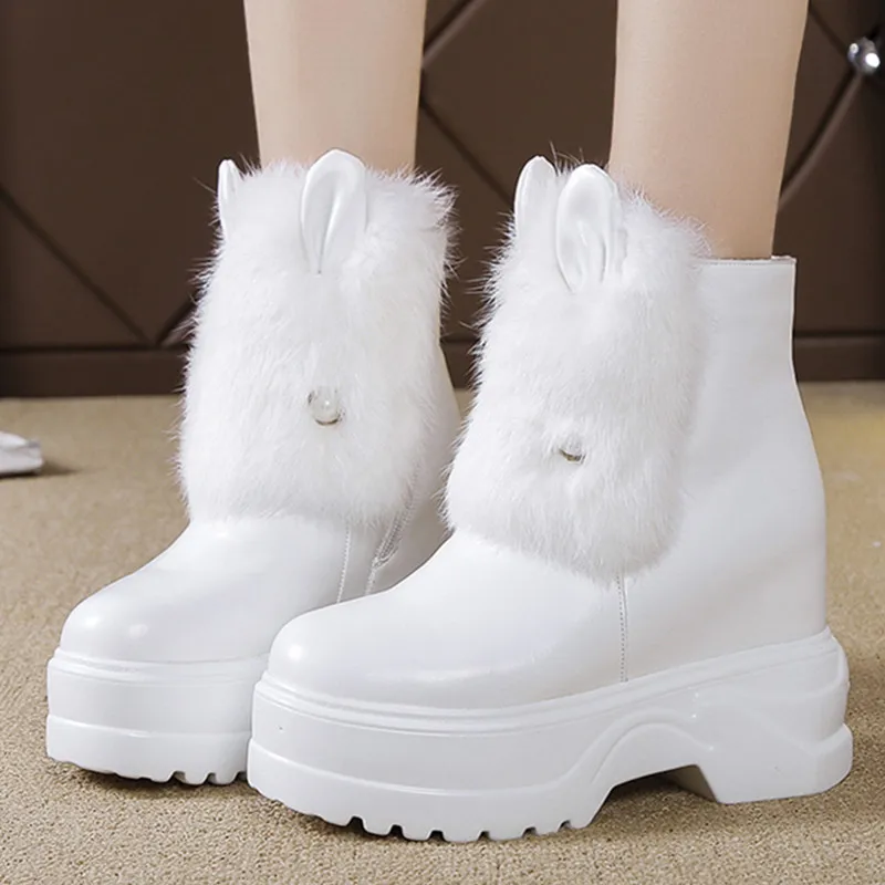 Женская обувь с кроличьими ушками кожаная теплая плюшевая зимняя женская на