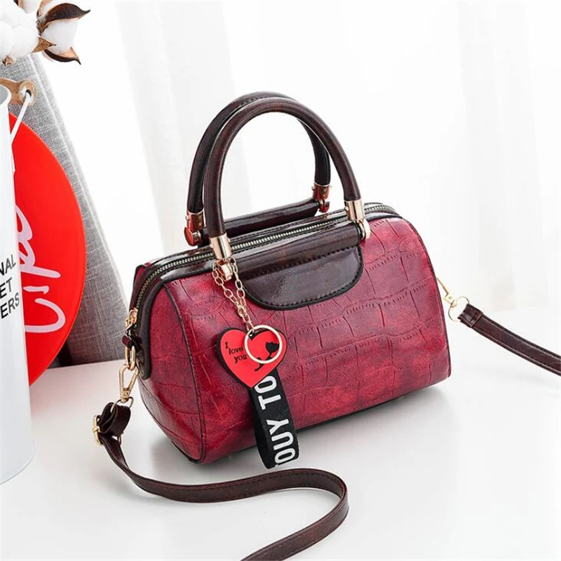 Wine Red Роскошные женские Сумки из искусственной кожи с подвеской в виде сердца, женские сумки через плечо, модные женские сумки через плечо Boston - Цвет: Wine Red