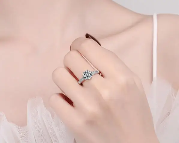 

Simple 925 Sterling Silver AAA Sparkling Zircon Crystal 6 Claws Round Rings for Women Promise Love Engagement Jewelry Anillos