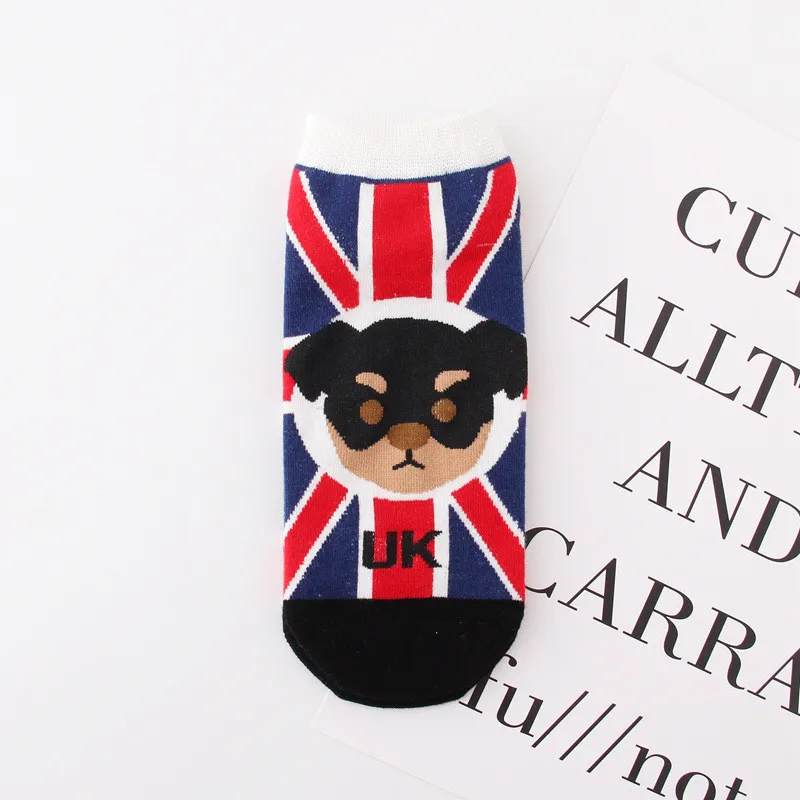 Модные женские милые носки с героями мультфильмов на весну лето и осень цветные