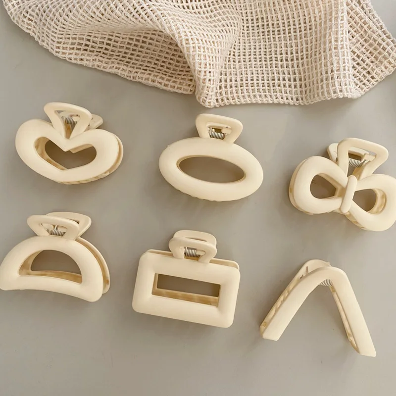 

New Korea Girls Matte Frosted Hair Clip Crab Hair Claw Women Hair accessories White Color Hair Claws smal Geometric barrettes