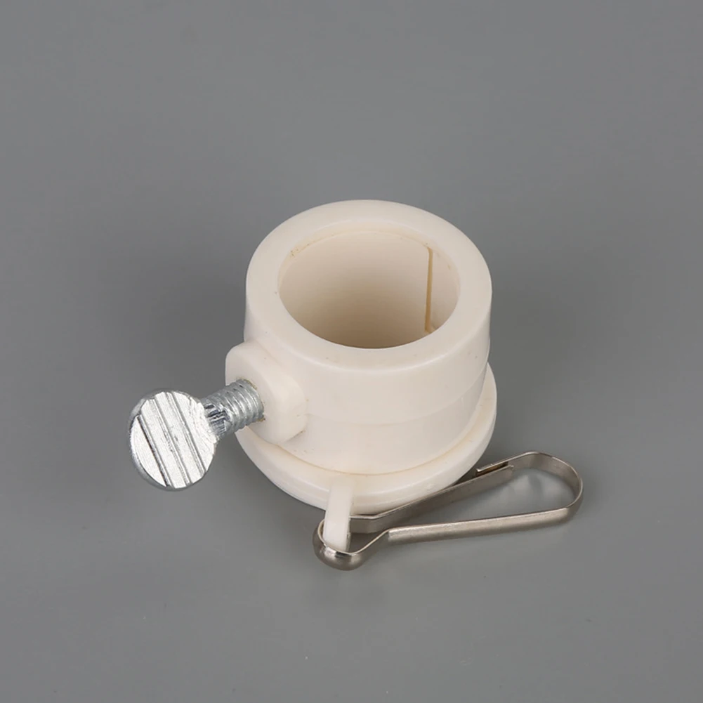 

2pcs Plastic Flagpole Mounting Rings Set Anti-winding with Fixed Hook Anti Wrap 360 Rotatable Ring with Carabiners