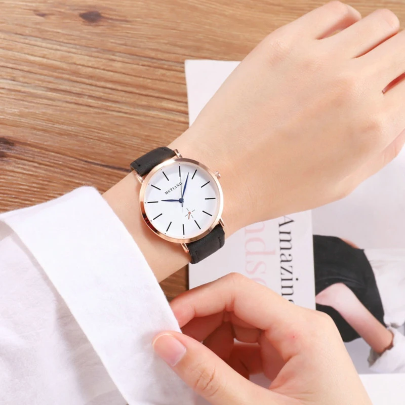 

Pop Watch Women Fashion Casual Leather Belt Watches Simple Ladies' Exquisite Dial Quartz Clock Dress Wristwatches Lady Watch
