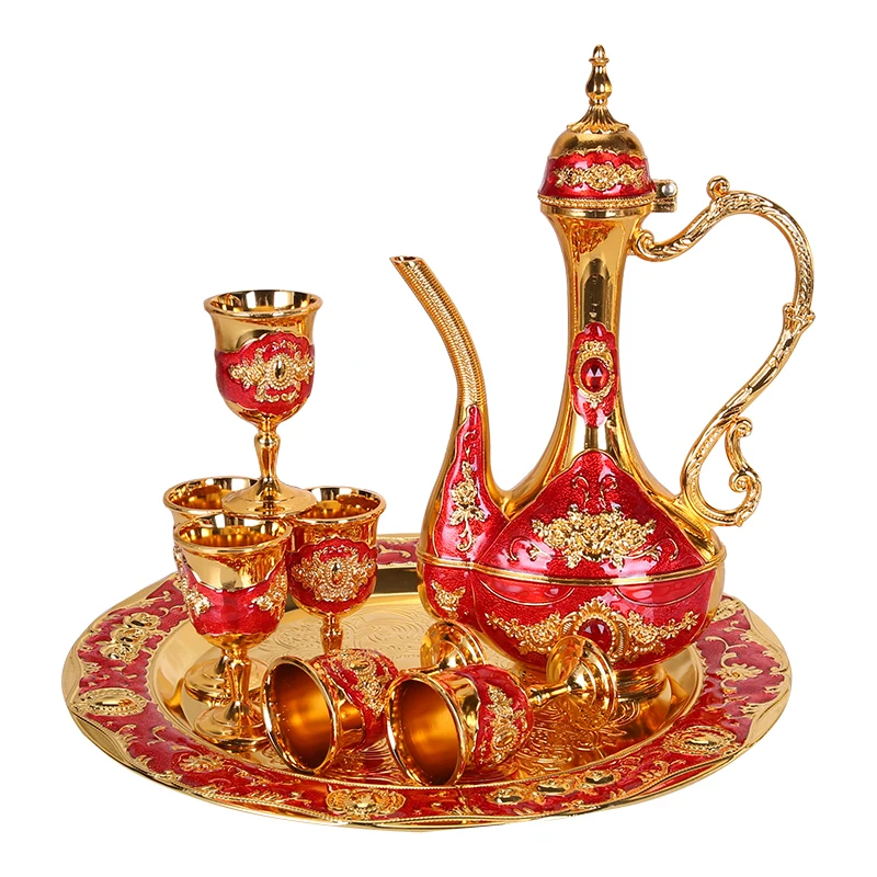 

6pcs Wine Glasses + 1pc Flagon + 1pc Tray Antique Luxury Distillers Zinc Alloy Hip flask 1 set of Metal Wine Cup Set 8 PCS