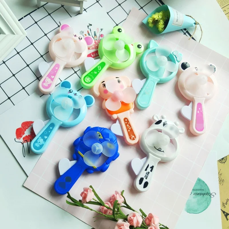 1 шт мини Портативный с рисунком медвежат ручной Давление вентилятор страницами