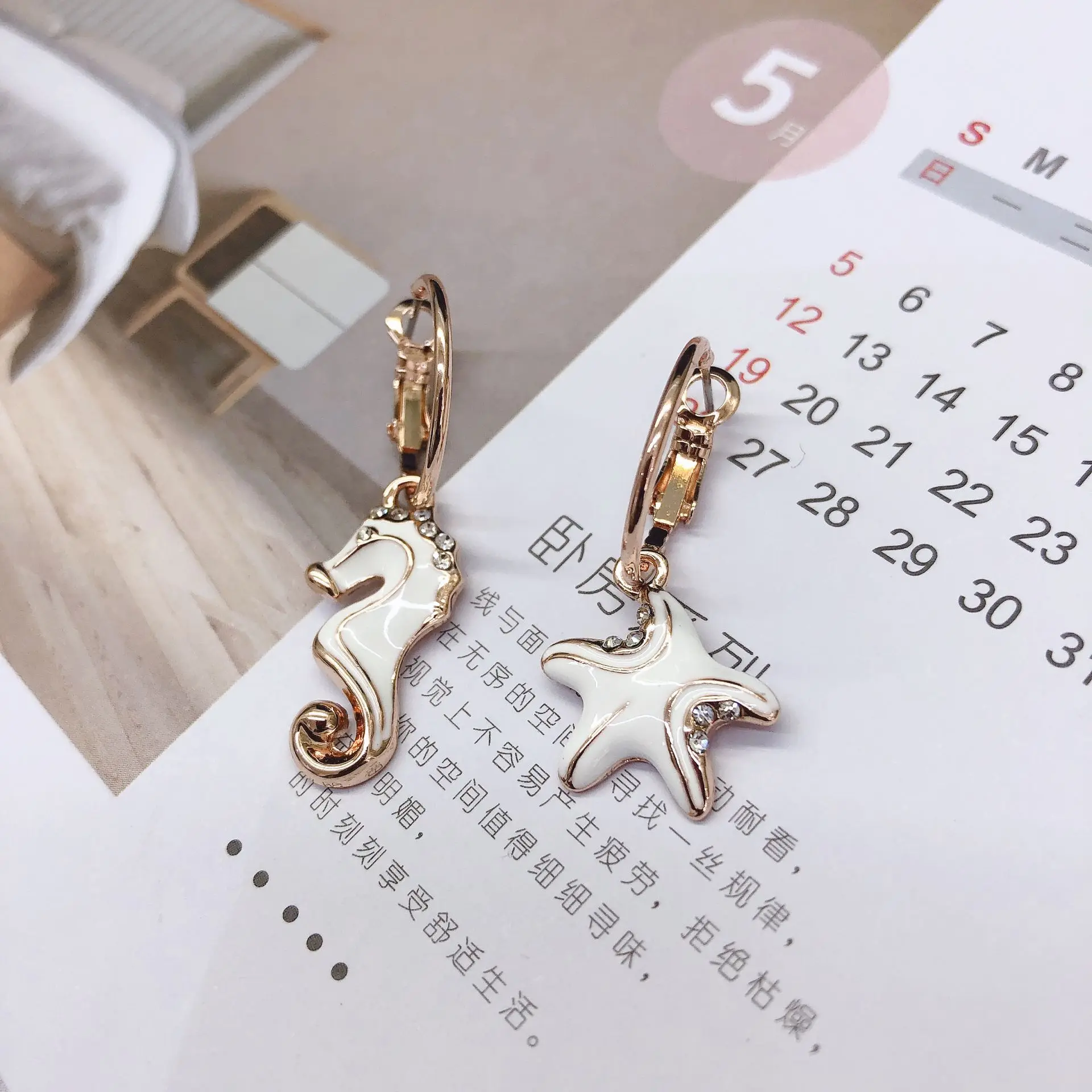 Женские асимметричные серьги подвески с кристаллами|crystal dangle earrings|dangle earringscrystal |