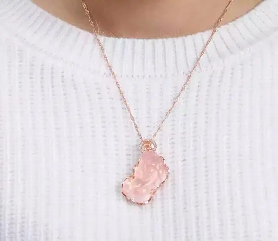

Polished natural powder crystal necklace necklace pendant rose gold edging