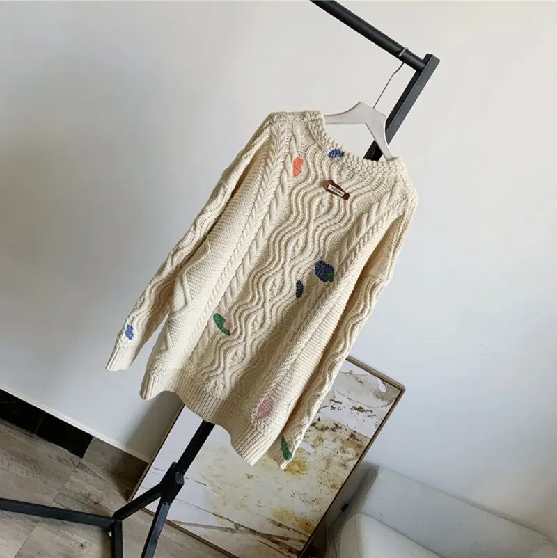 

Juice Snow 2020 Autumn New Twist Color Block Embroidery Hedging Knit Mid-Length Loose Casual Sweater Women
