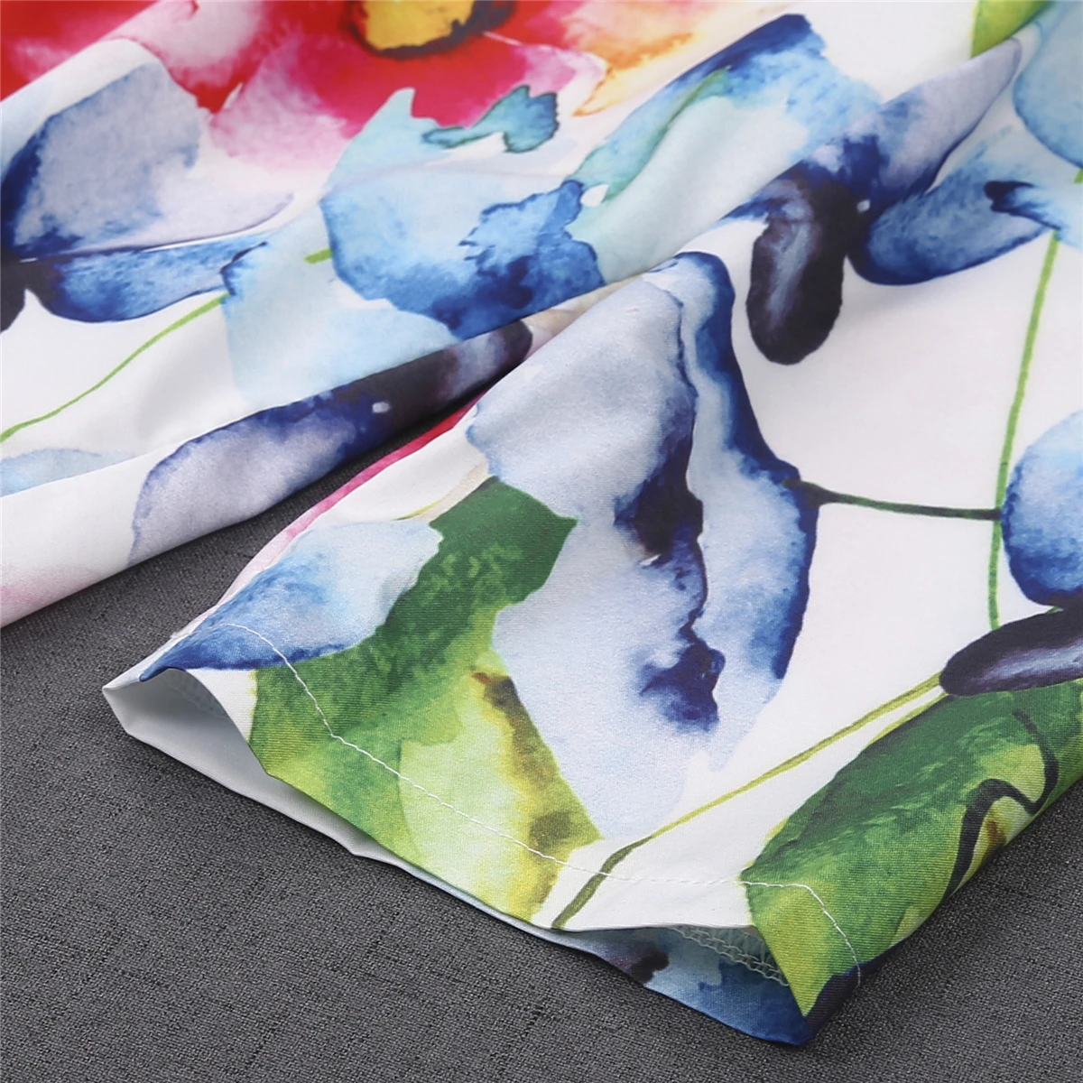 Женская блузка в стиле бохо с цветочным принтом на пуговицах коротким рукавом