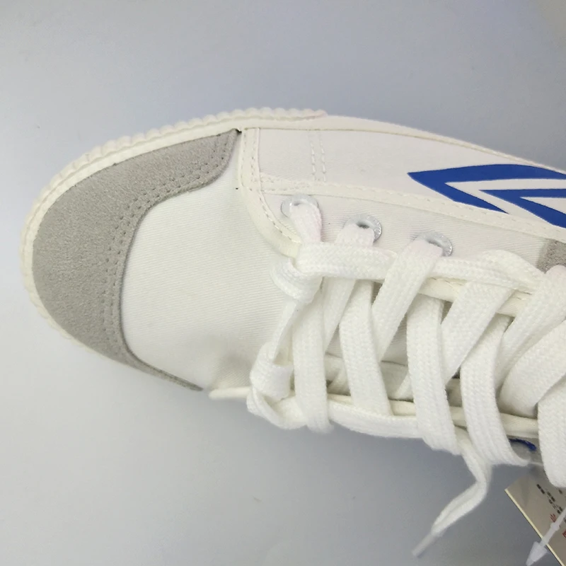 Feiyue/обувь; дышащая парусиновая обувь на плоской подошве; кроссовки для тхэквондо; женская и Мужская Спортивная обувь; обувь для ходьбы, боевых искусств, кунг-фу, скейтбординга