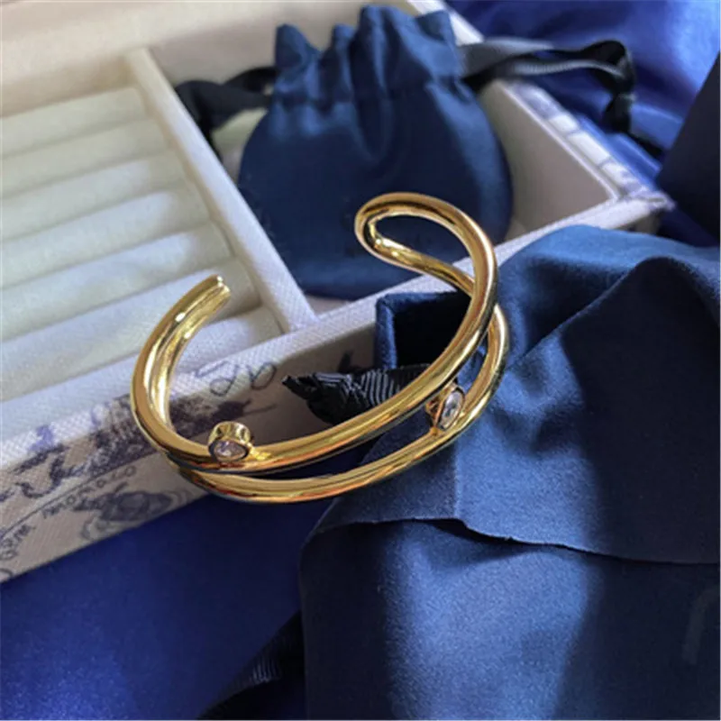 

Simple Fashion Pear-Shaped Stone Gold Color Bangle For Women New Open