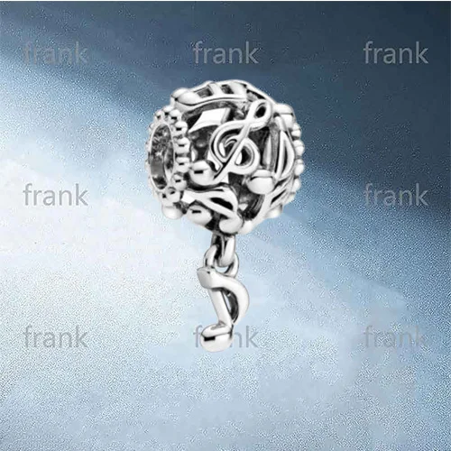 

798779C00 Openwork Music Notes Charm