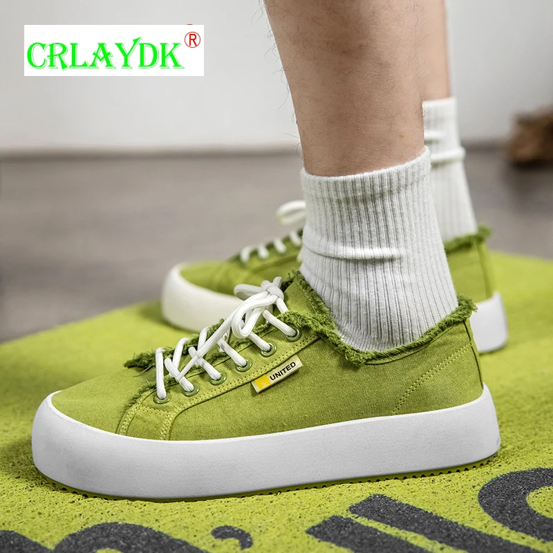 

CRLAYDK Fashion Canvas Men Slip On Shoes Student Boys Walking Loafers Platform Increased Outdoor Sneakers Casual Mocassin Homme
