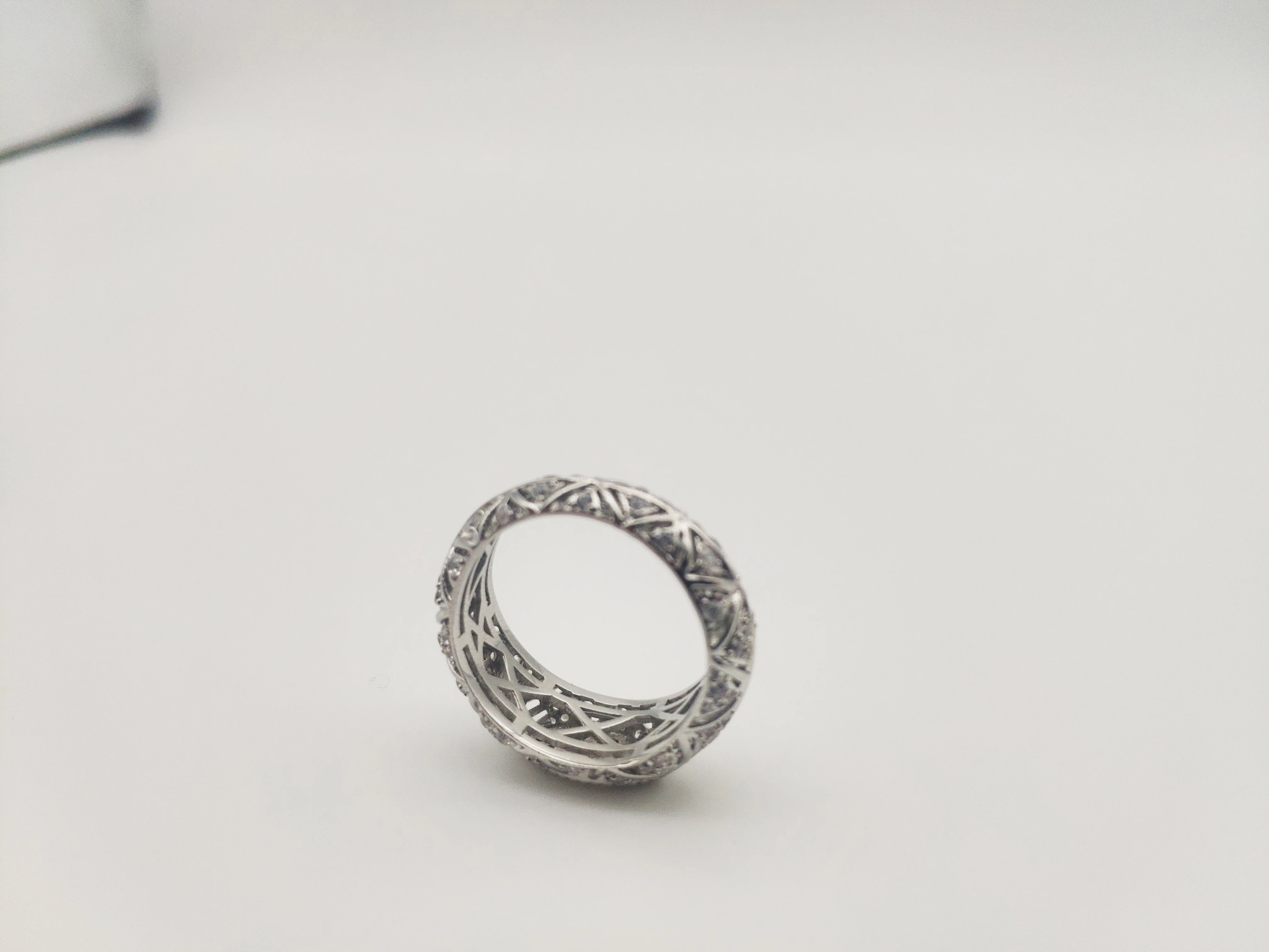 

1:1 925 Sterling Silver Custom Sea Blue Eyes Shiny Fashion Ring