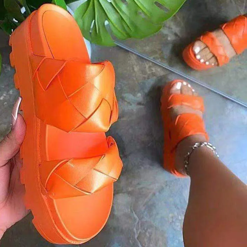 

2021 Western Style Round Head Braid Waterproof Platform Sponge Cake Bottom Slippers A Font Set Foot Solid Color Casual