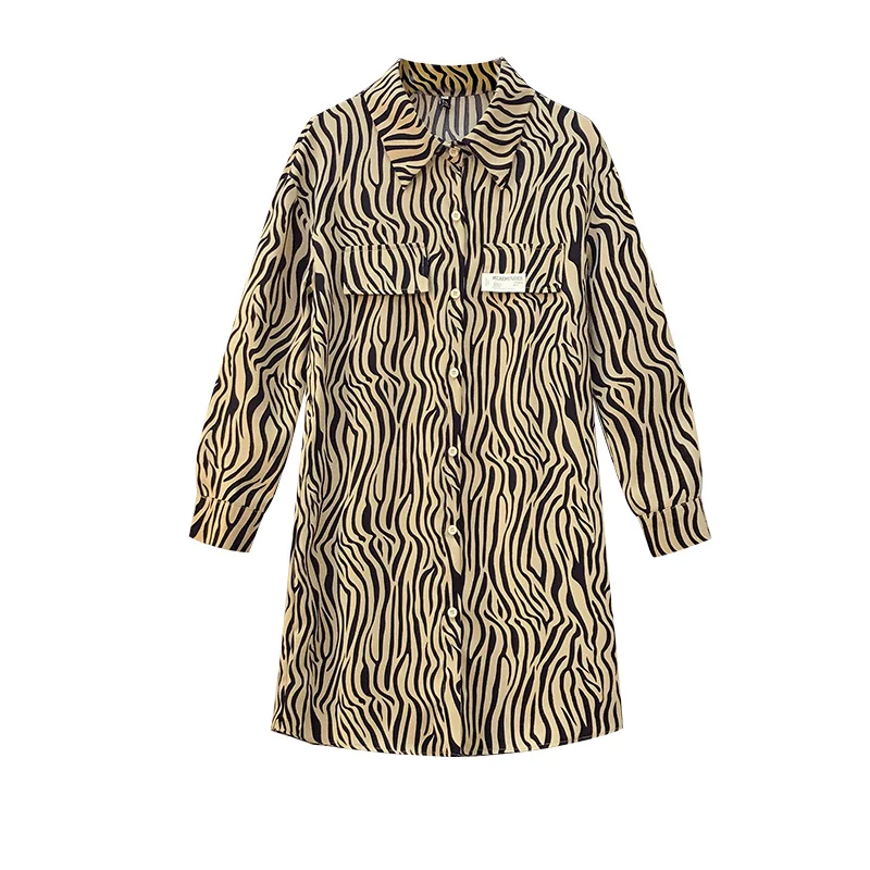 

COIGARSAM 4XL Plus Size Fashion Shirt Womens tops New Dovetail Women shirts Black And White Ga Color 3120