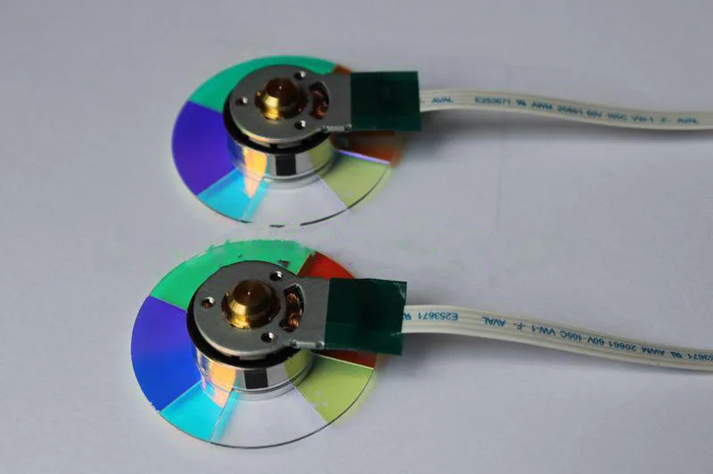 

Originally suitable for BenQ projector CP270R / SP9506 / TW523P new 6-color separation color wheel