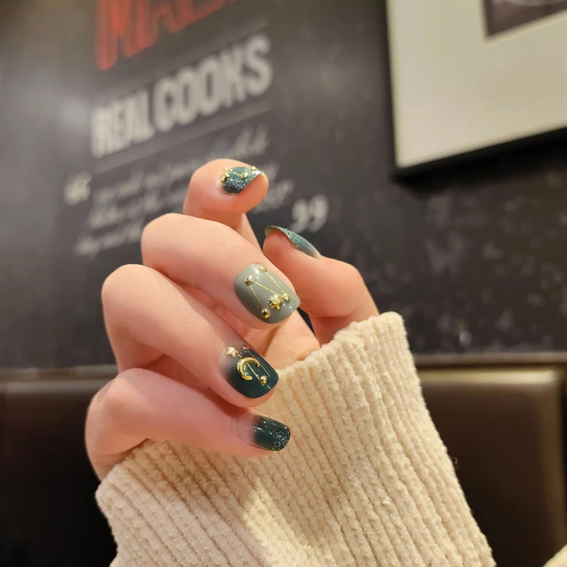 24 шт./кор. со звездами луной милые накладные ногти с полным покрытием круглой