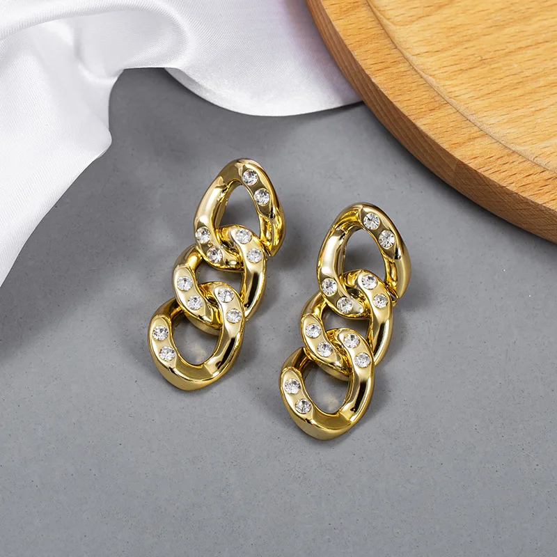 

2021 New Minimalist golden Light Acrylic Fashion Trend Cold Wind Ins Metal Texture Chain Drop Dangle Earrings for Women Gifts