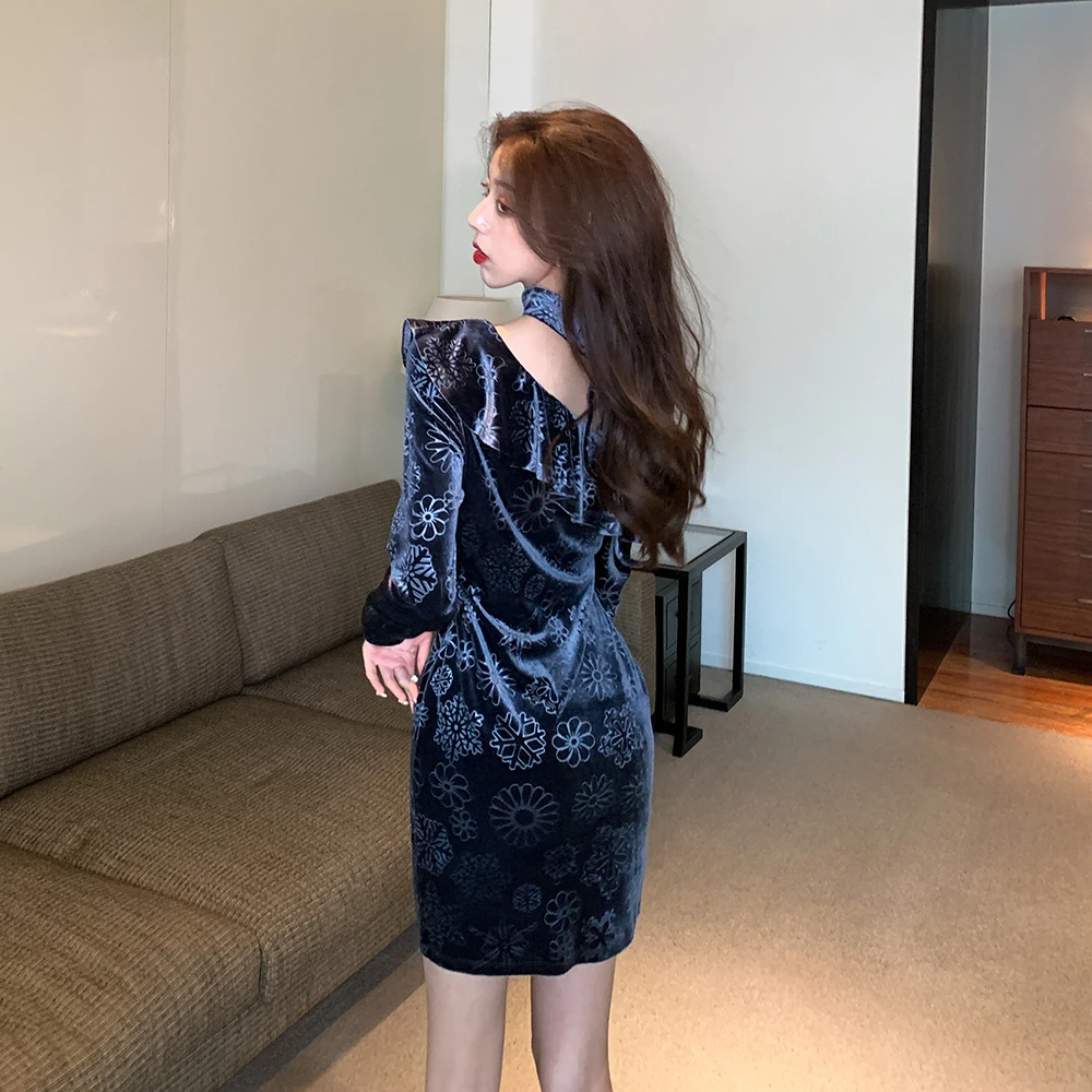 

New Clothing White Long Sleeve Mini Dress for Women & Girls V Neck Sexy Pleated Short Dress Spring Winter 2021 Female High Waist