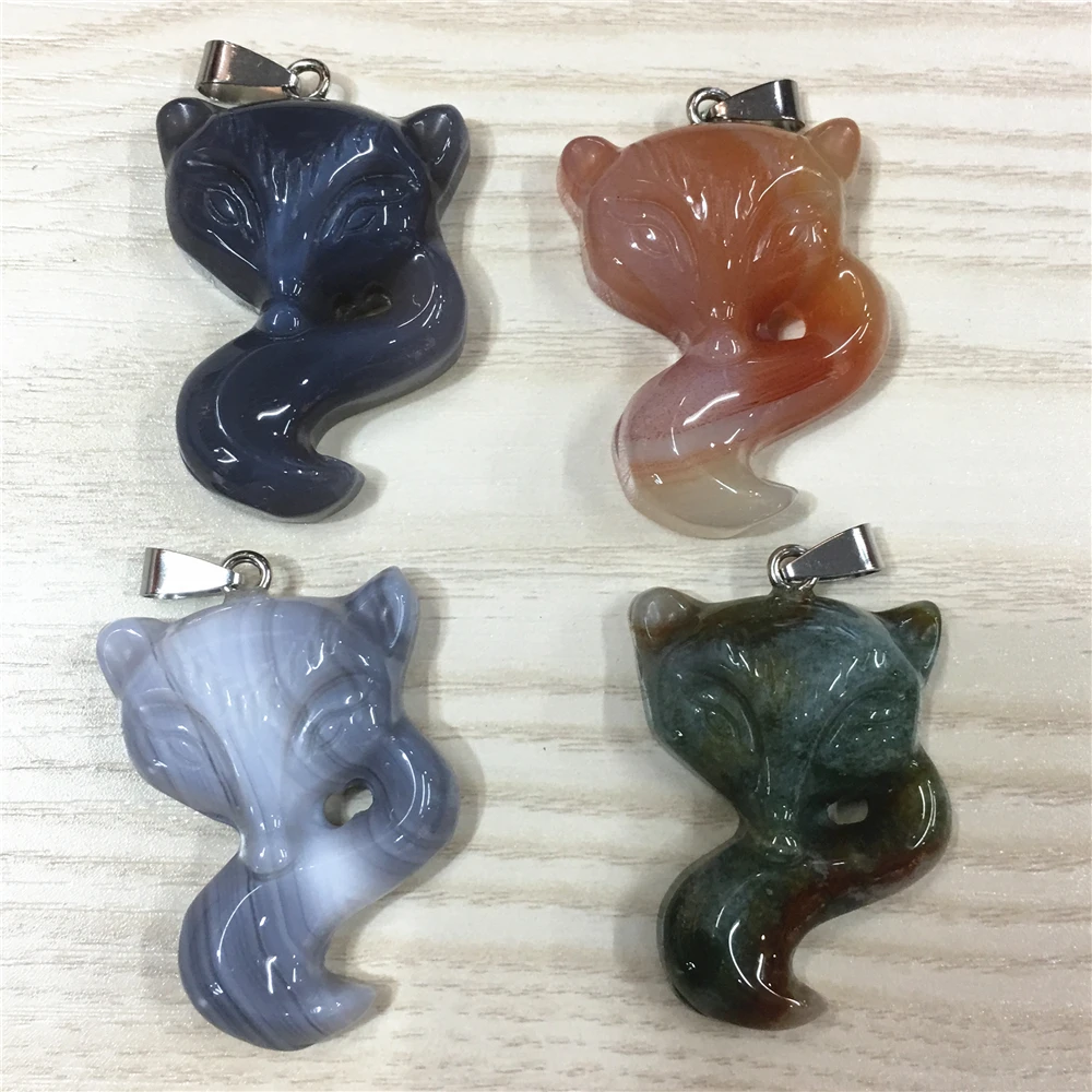 

New Hot Natural Indian Red Black Agates Onyx Stone Fox Pendants Animals Necklace Charms for Jewelry Making 4pcs Wholesale Lot