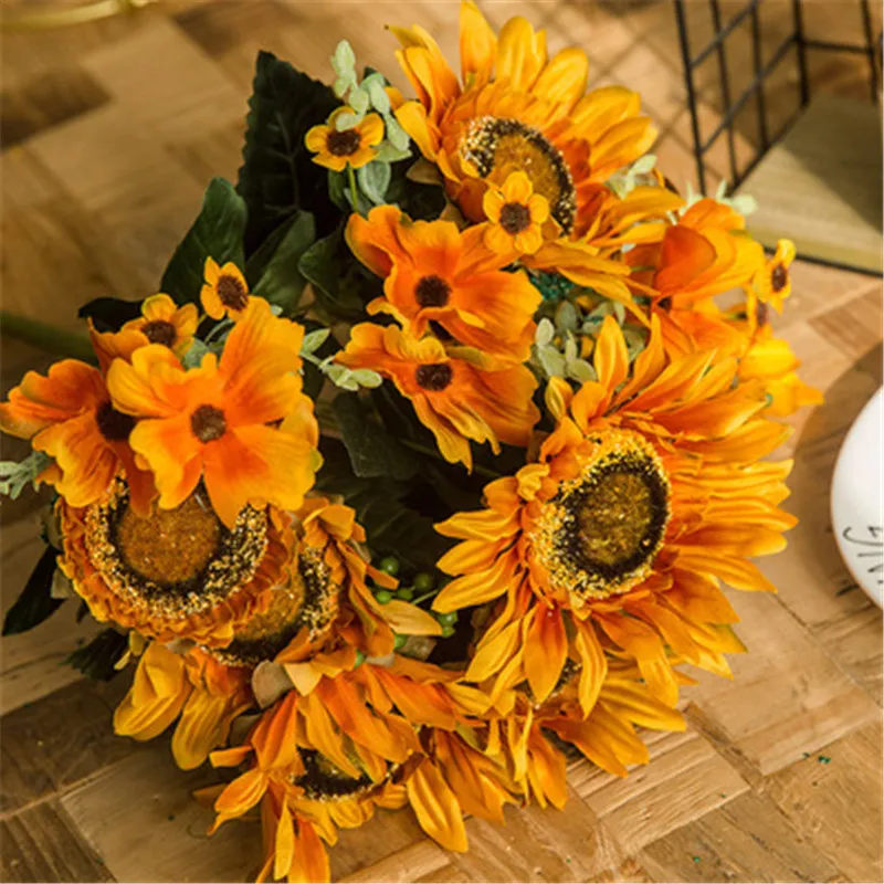 

Retro Sunflower Artificial Flower Bouquet 8 Big Head 4 Small Floret Living Room Garden Ornaments Home Wedding Decor Accessories