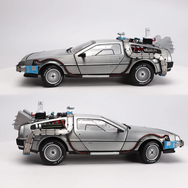 Модель литая автомобиля из сплава масштаб 1/18 часть 3 машина времени DeLorean