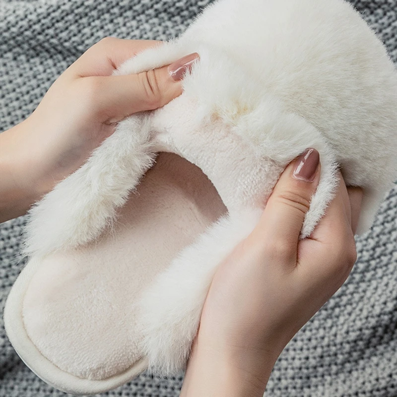 

Winter Home Women Fur Slippers Cute Cartoon Monster-eyes Fuzzy Indoor Ladies Slides Warm Plush House Couples Fluff Slippers