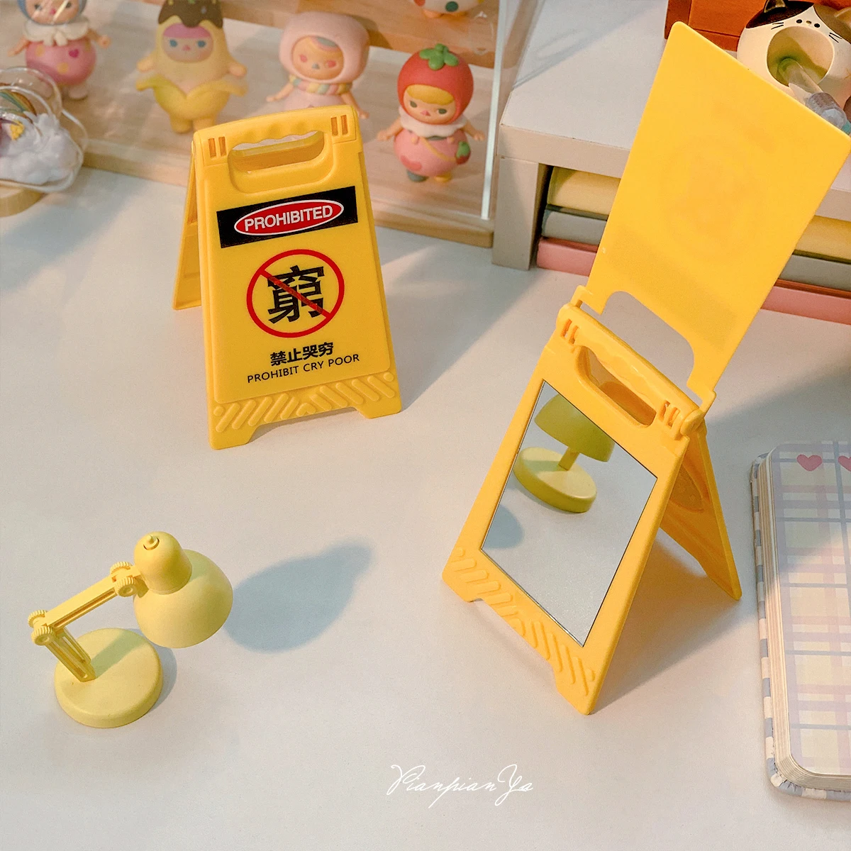 

Creative Mini Desktop Prompt Card Folding Makeup Mirror Decoration Student Cute Funny Portable Portable Mirror