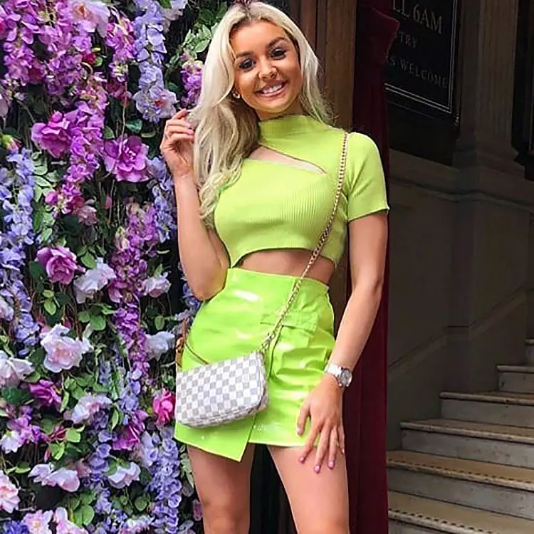 

Summer 2021 Women's Midriff-baring Short-sleeved Fluorescent Green Top Open-chest Sexy Hollow-out T-shirt