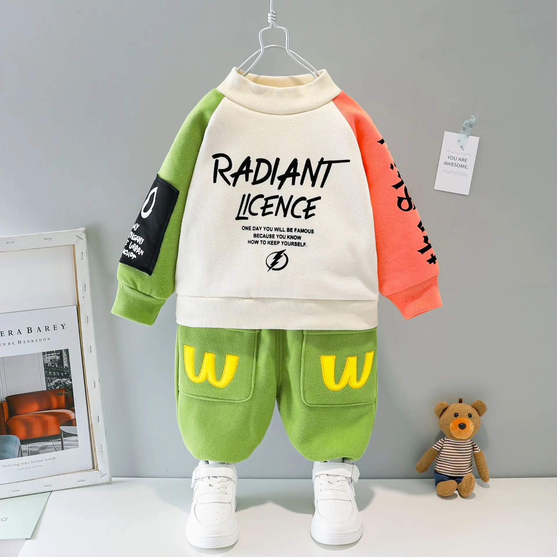 Комплект одежды для мальчиков и девочек из 2 предметов утепленный бархатный