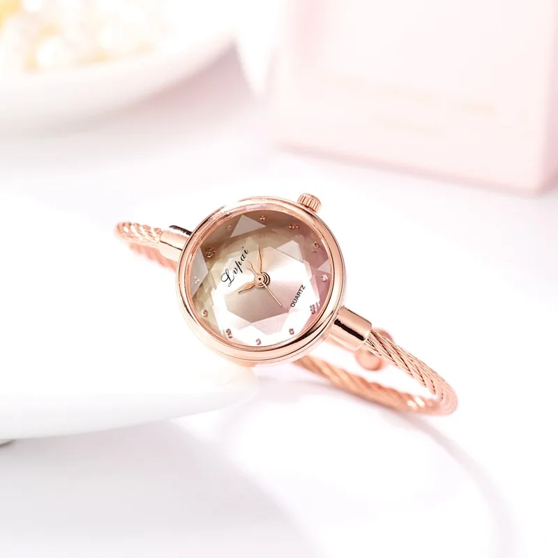 

Casual Watch Advanced Brand Women Watch Bracelet Geometric Glass Surface Colorful Wristwatch Ladies Quartz Clock