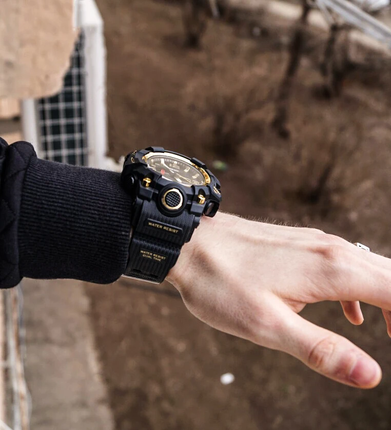 

Smael 1545 Watch Fashion Camouflage Sports Watches Men 50m Waterproof S Shock Quartz Wristwatches Relogio Masculino Reloj Hombre