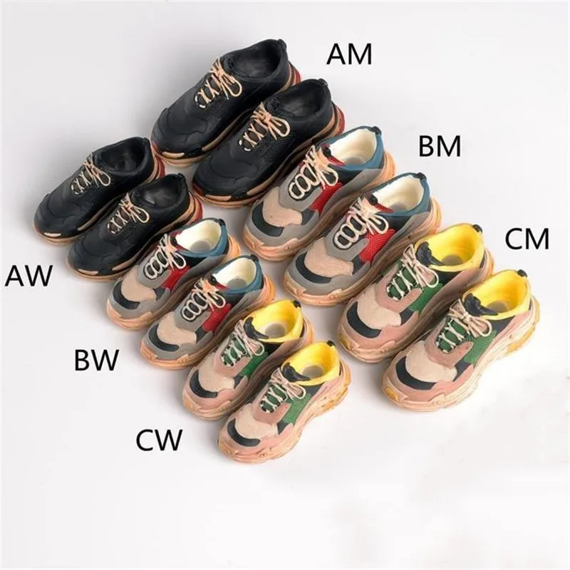 

Sk010 1/6 Male Female Sneakers Soldier Figure Fahion Colorful Couple Casual Shoes For 12 Inches Men Women Body Model