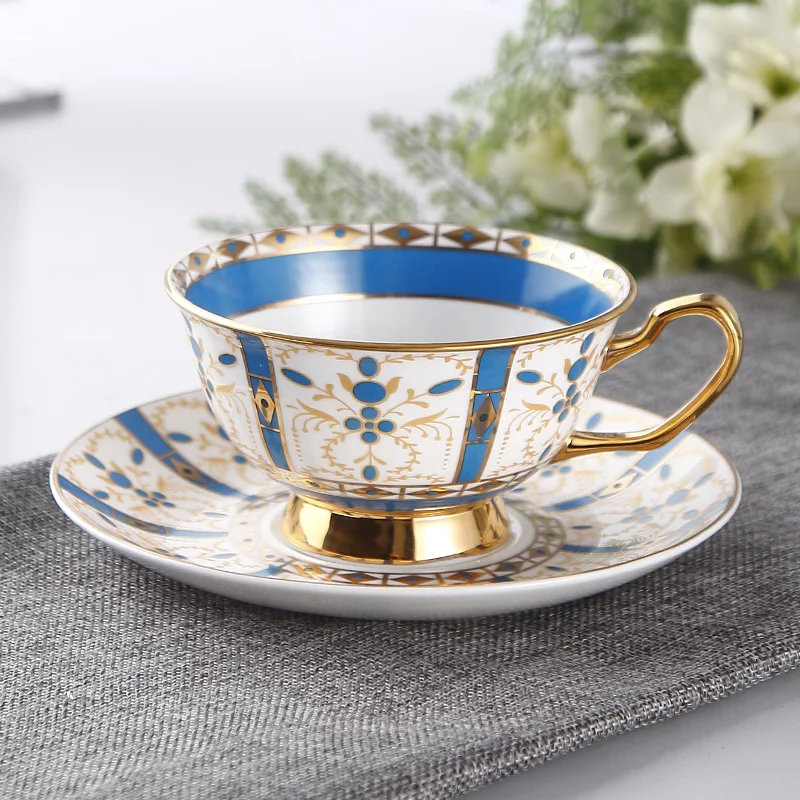 

Porcelain European Coffee Cup with Handle Creative British High Red Tea Cup Coffee Mug Ceramic Mug Bone China Eco Friendly 50