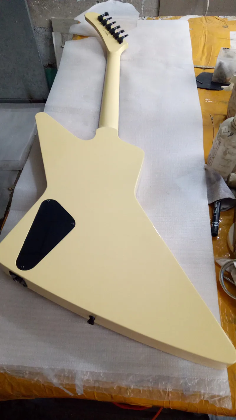 Заводская изготовленная на заказ электрическая гитара специальная форма Черная