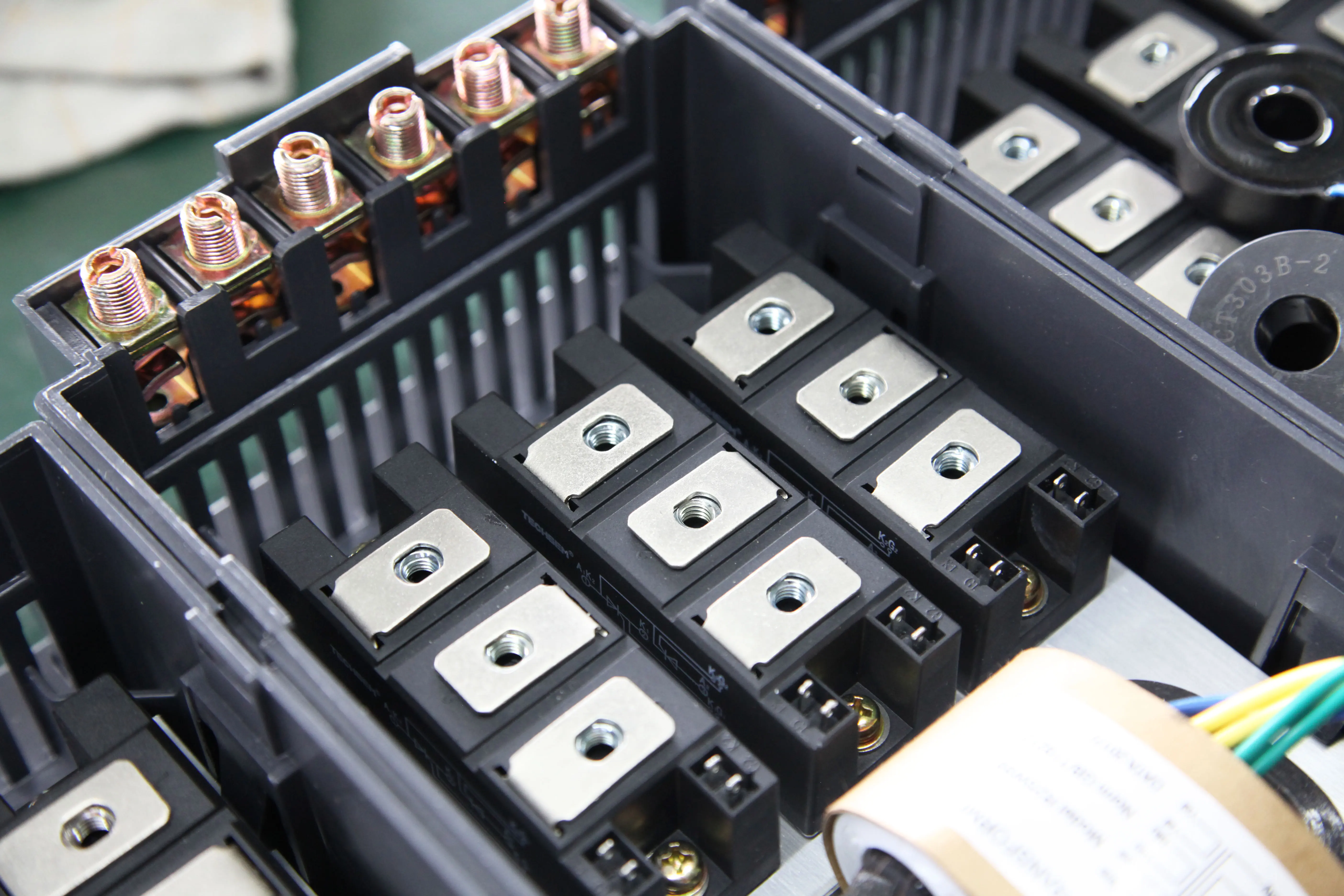 

Automatic voltage regulator 480V 450KW online soft starters