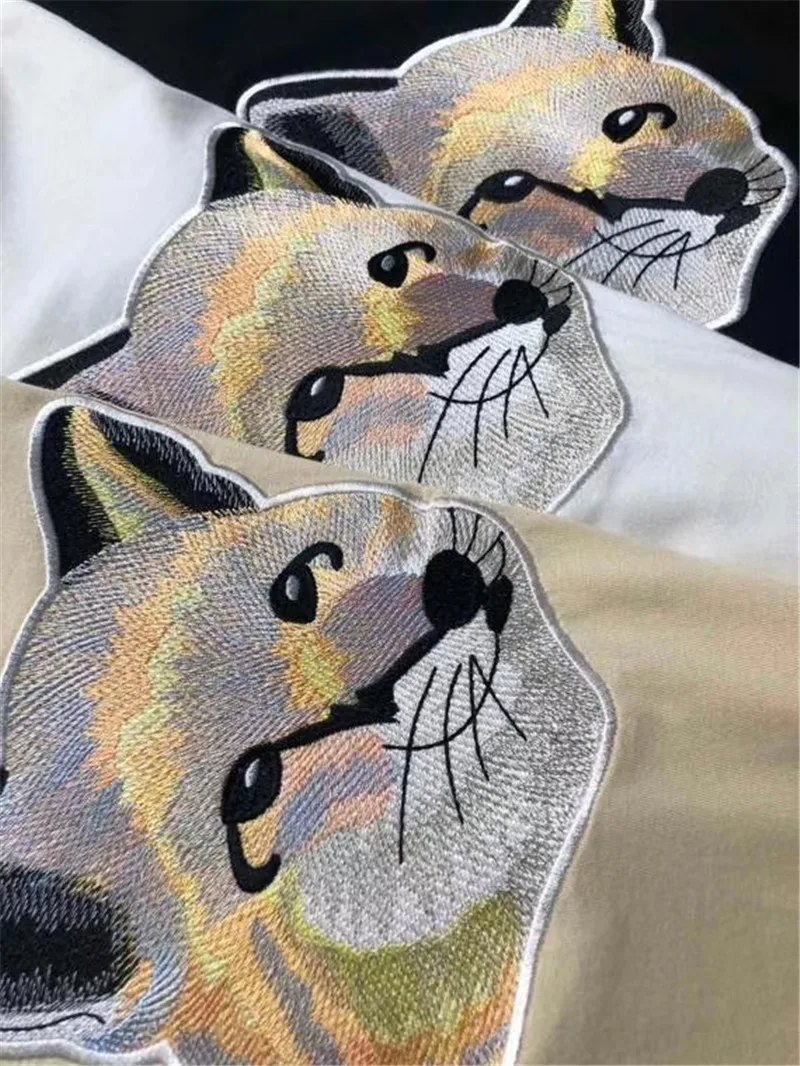 С нашивкой в виде мордочки лисы вышивка Maison KITSUNE для мужчин и женщин на каждый
