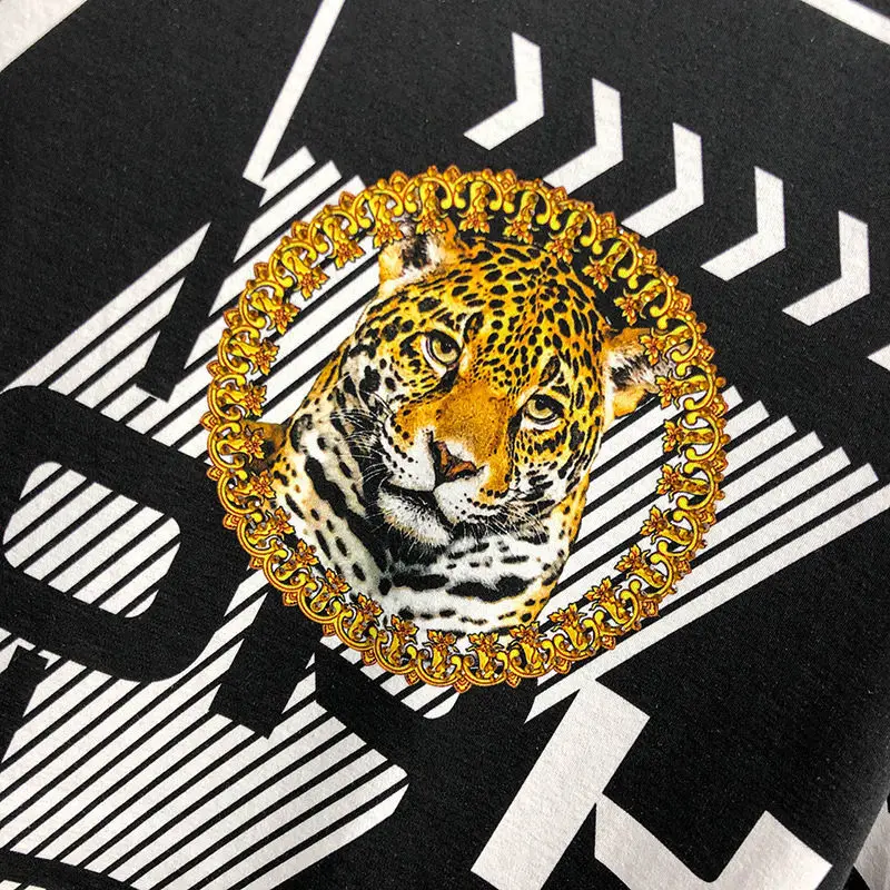 

Men's Summer New Fashion Korean Casual Printing Short-sleeved T-shirt + Trousers Sports Suit Two-piece Suit Mens Joggers Set