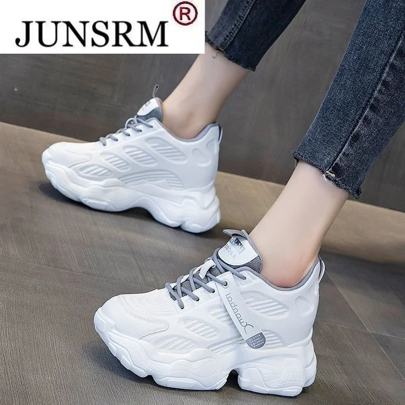 

Женские кроссовки на платформе, с круглым носком, на вулканизированной подошве