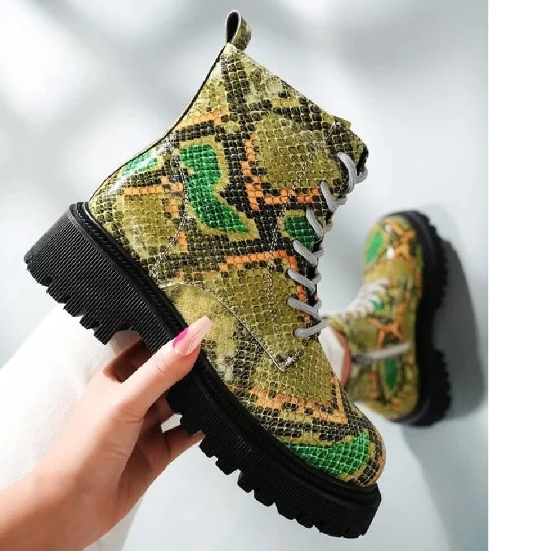 

New Items For Autumn! Fashion Trend Color Matching Snake Print Texture Leather Boots Platform Boots Side Zipper Mid-tube Boots