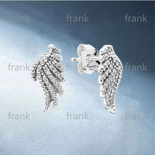 

290581CZ Majestic Feathers Stud Earrings