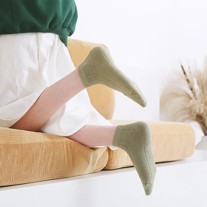 

AOMU 5Pairs/Set Spring Autumn Simple Design Cotton Women Socks Short Solid Color Dark Square Plaid Japanese Harajuku Boat Socks