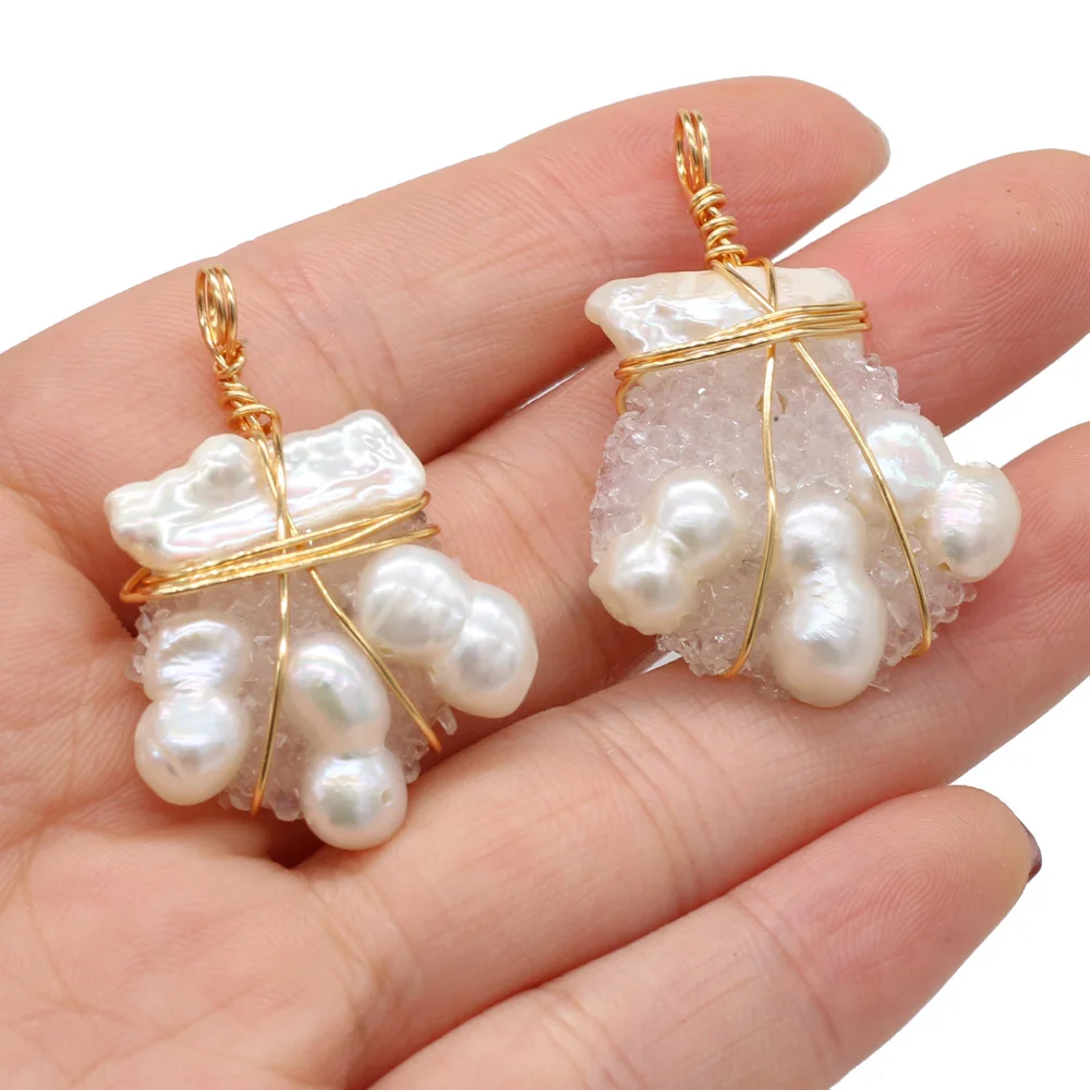 

Wholesale Natural Pearls Pendants Reiki Heal Gold Color Wire Wrap Pearls for Trendy Jewelry Making DIY Necklace Earring Gift