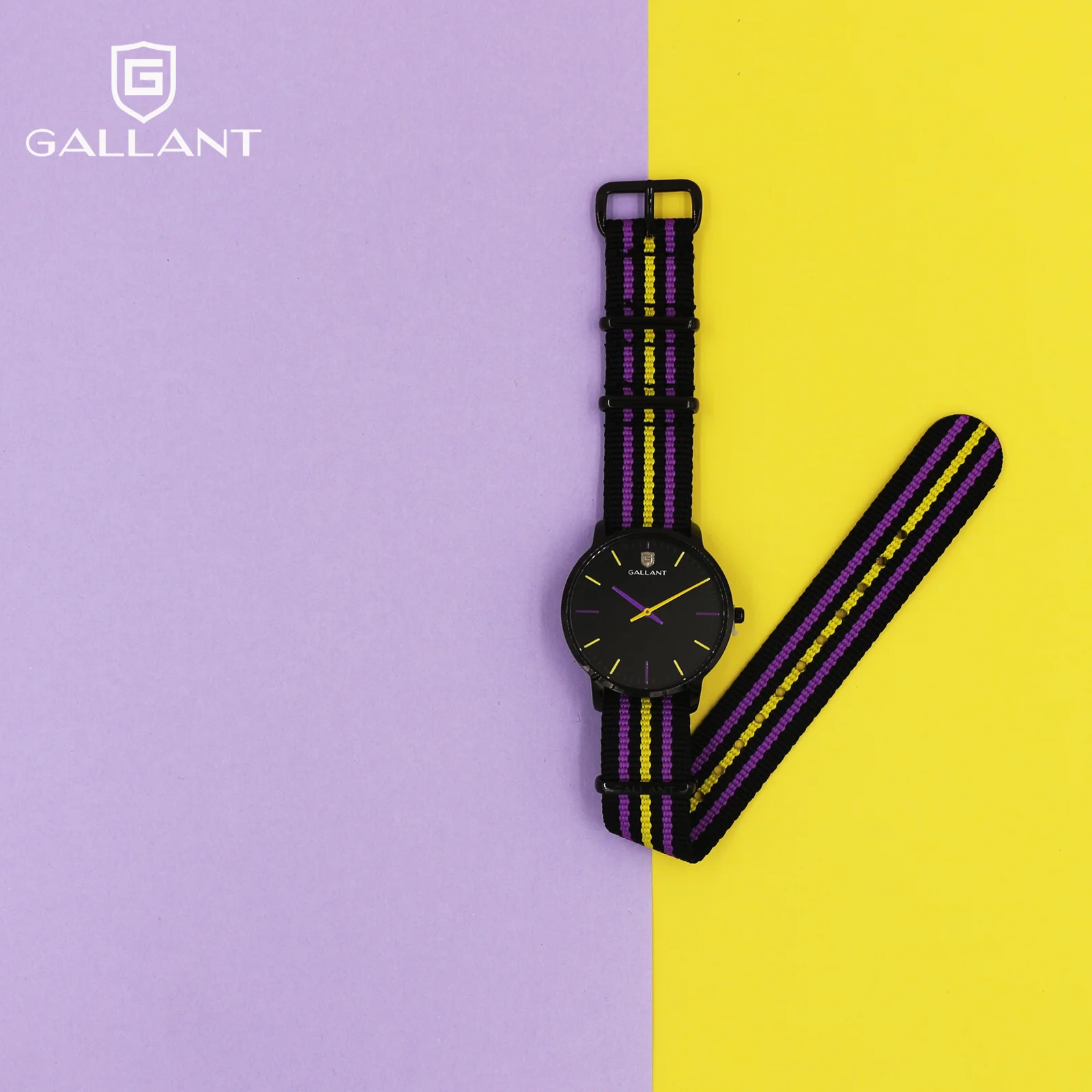 Часы женские кварцевые с нейлоновым ремешком водонепроницаемые фиолетовые