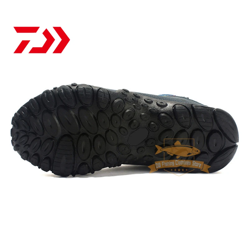 

2021 Daiwa Men Fishing Shoes Outdoor Sport Travel Training Run Basketball Shoes Breathable non-slip Climbing Fishing Shoes