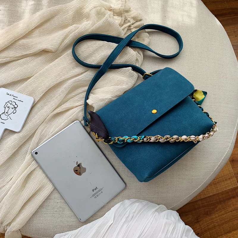 

High-quality ladies handbag college style one-shoulder diagonal bag all-match solid color handbag fashion exquisite shopping bag