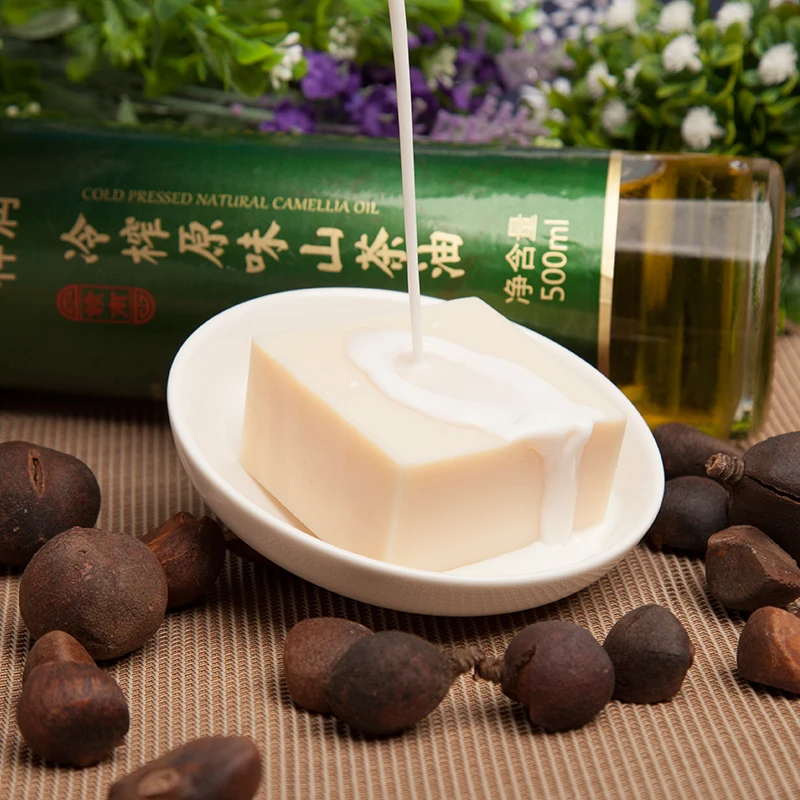 Мыло для лица с маслом камелии и козьим молоком холодное обработанное мыло